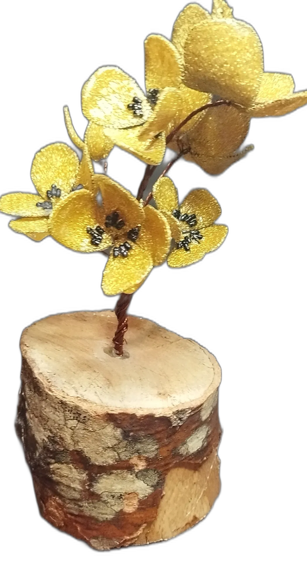 Arbre de fleurs dorées